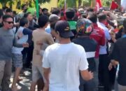 Aksi Mahasiswa Tuntut Pemekaran Provinsi Luwu Raya, Jalan Trans Sulawesi Diblokir