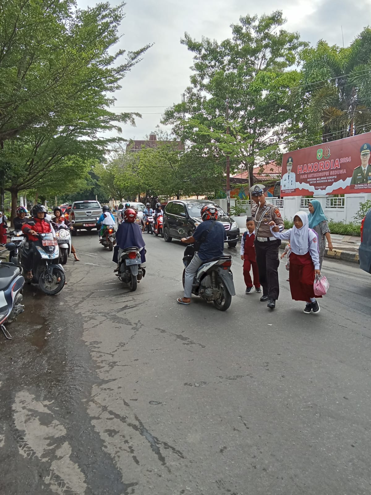 Hari Pertama Sekolah, Kapolres Palopo Pimpin Pengaturan Lalu Lintas