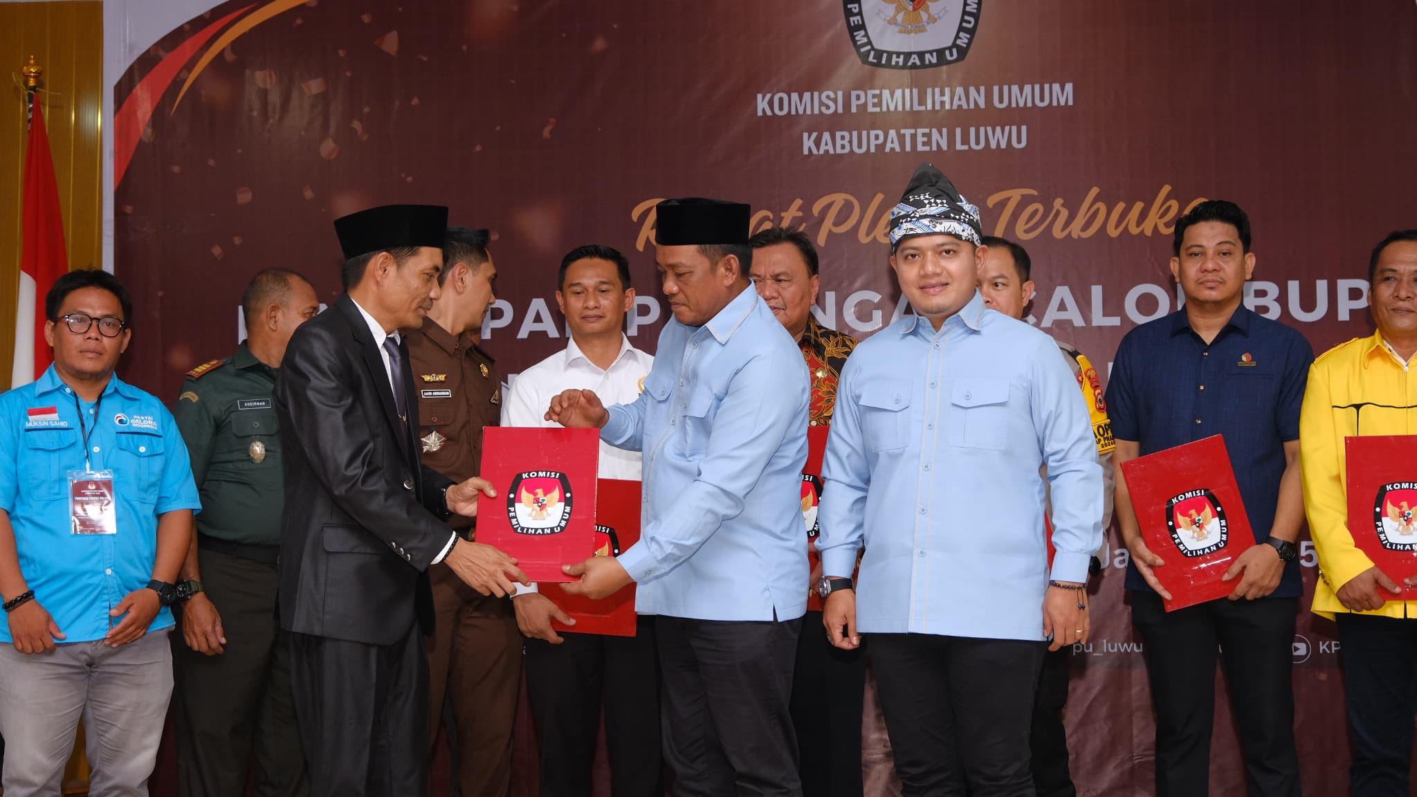 Patahuddin dan Dhevy Resmi Ditetapkan Sebagai Bupati dan Wakil Bupati Luwu
