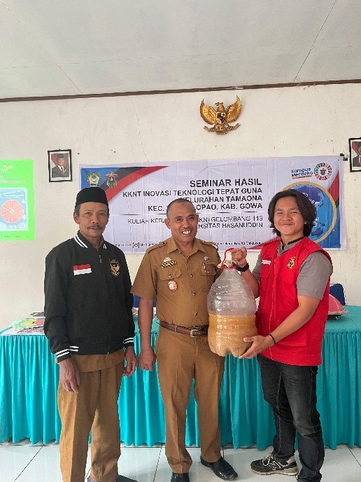 Mahasiswa KKNT Unhas Kenalkan PGPR dan JAKABA untuk Pertanian Berkelanjutan