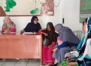 Kadis Sosial Sidrap Bujuk Lansia Disabilitas Tak Tinggal di Pinggir Kanal