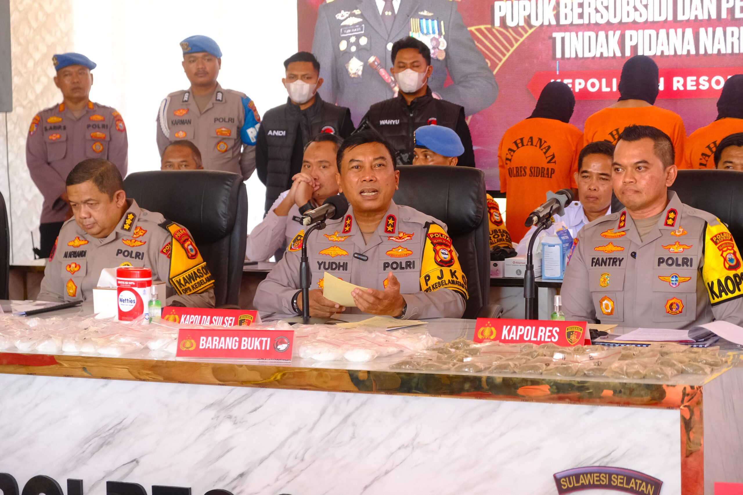 Polda Sulsel Amankan Kepala Dusun dan Kelompok Tani Selewengkan Pupuk Bersubsidi