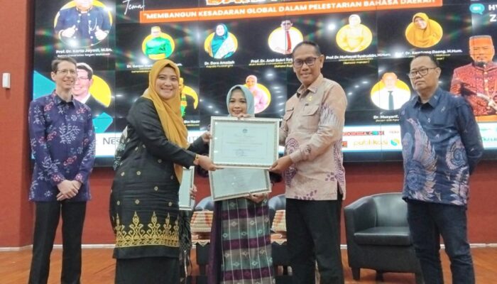 Parepare Raih Penghargaan Nasional atas Komitmen Pelestarian Bahasa Daerah