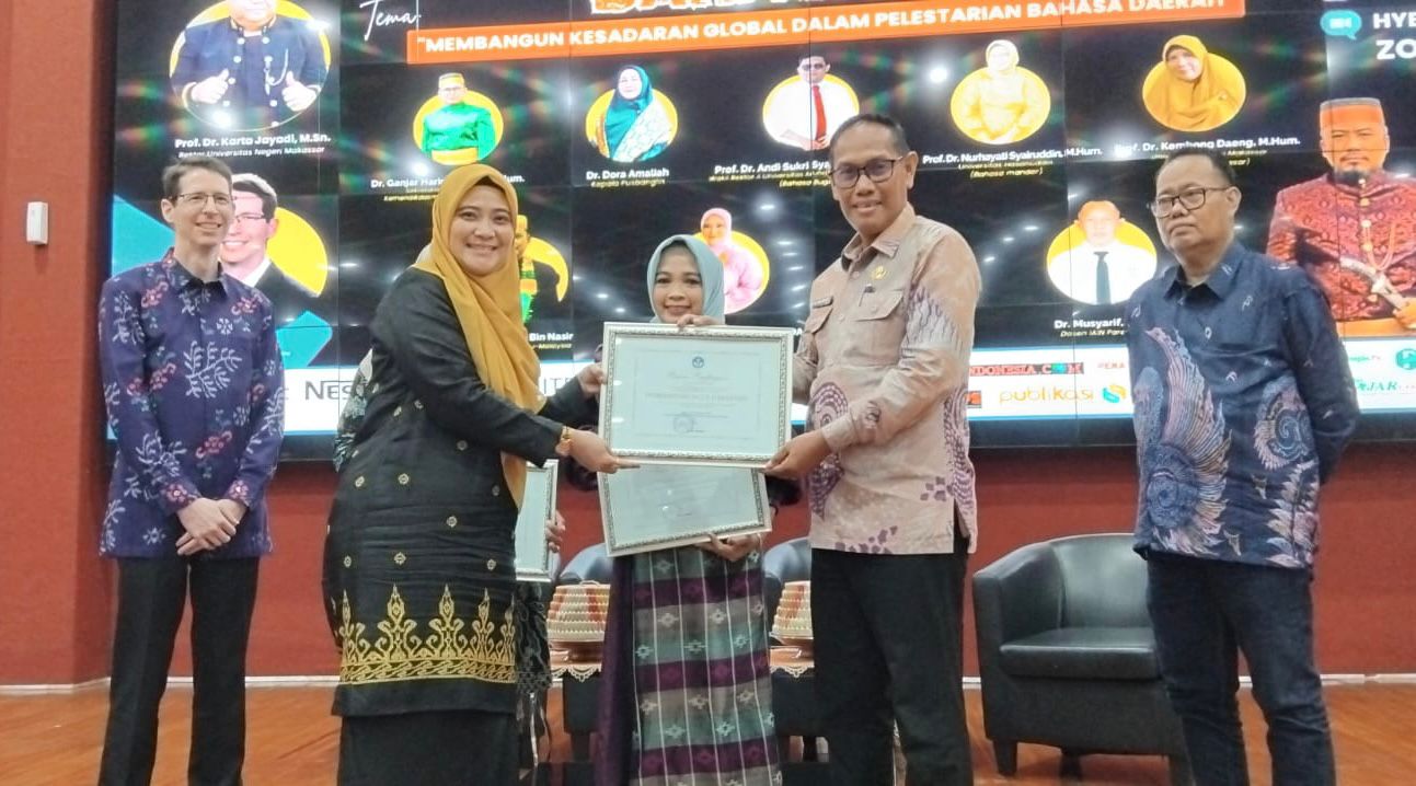 Parepare Raih Penghargaan Nasional atas Komitmen Pelestarian Bahasa Daerah