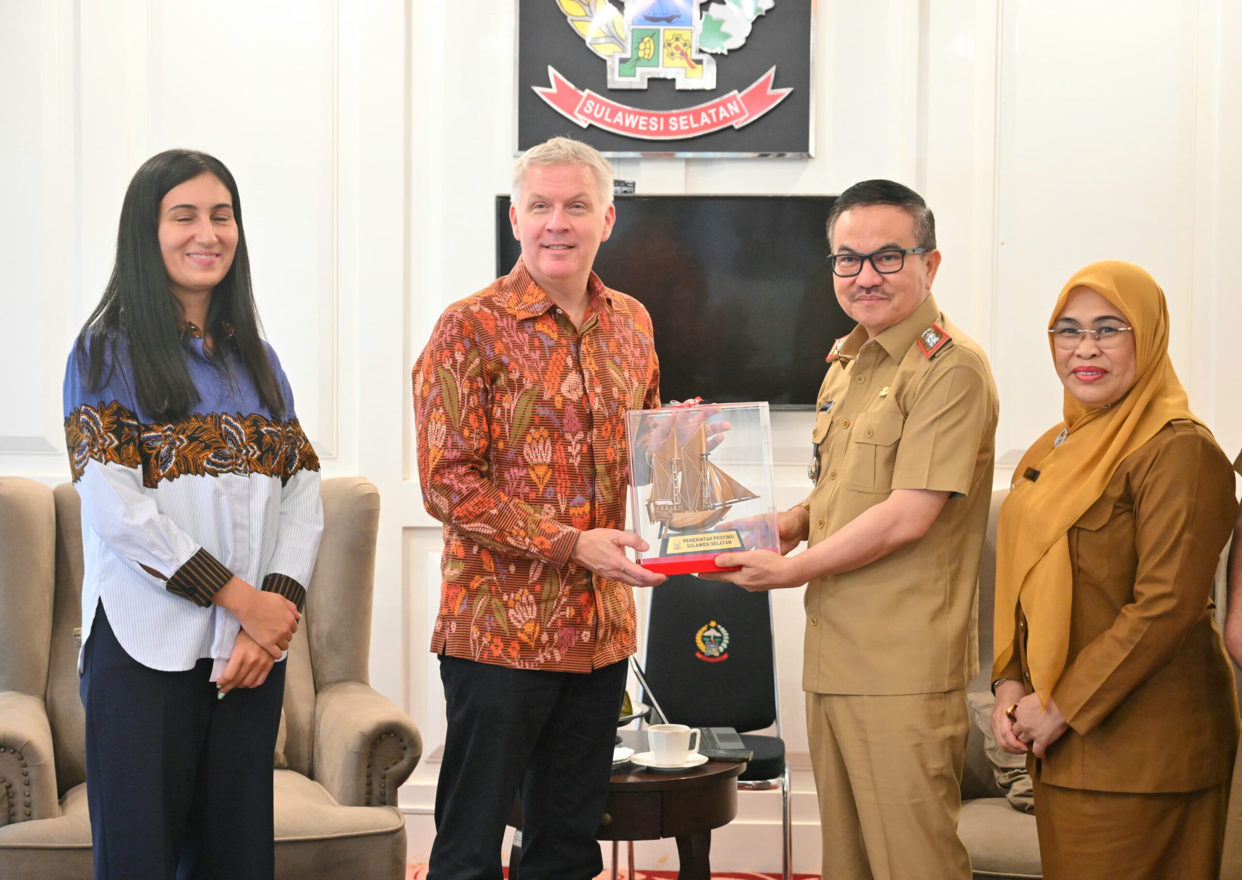 Dubes Kanada Temui Sekda Sulsel, Bahas Ekonomi Hijau hingga Pendidikan Vokasi