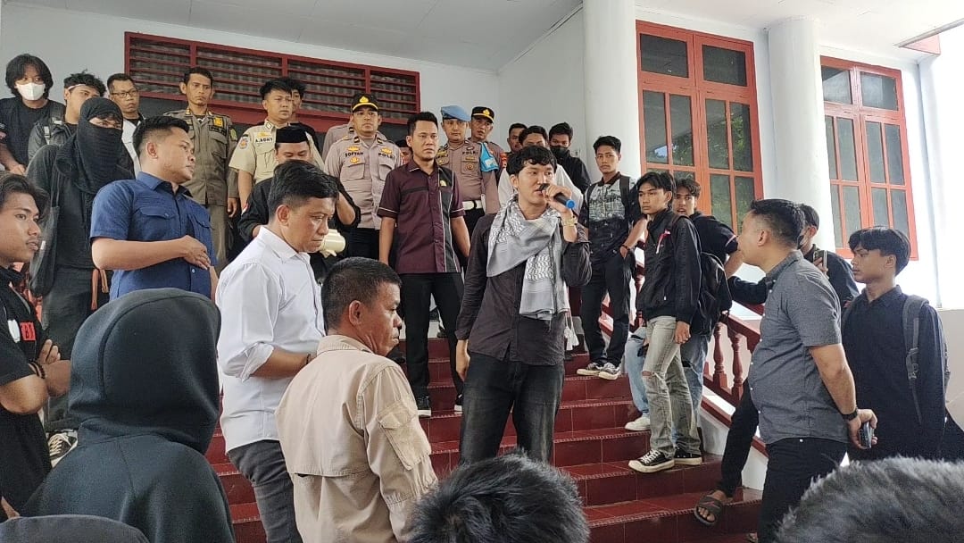 Mahasiswa Sidrap Gelar Aksi Demo, Tuntut Pencabutan Inpres No. 1/2025 dan Evaluasi Program MBG