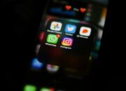 Pemerintah Rancang Pembatasan Usia Bagi Pengguna Media Sosial