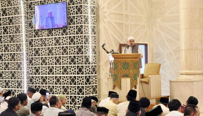 Wali Kota Makassar Salat Subuh Berjemaah, Dukung Kegiatan Keagamaan