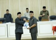 Pj Wali Kota Palopo Serahkan LKPJ 2024 ke DPRD