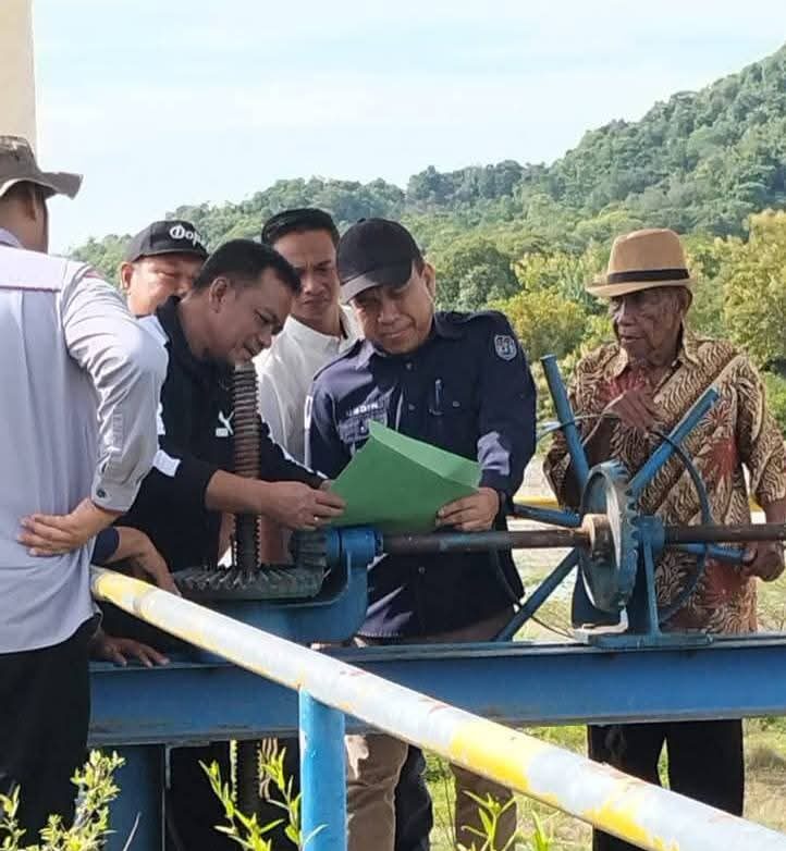 Bupati Patahudding Tinjau Bendung Radda, Ribuan Hektare Sawah Terancam Kekeringan
