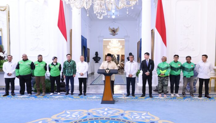 Prabowo Tegaskan THR Karyawan Swasta, BUMN, BUMD Dibayarkan 7 Hari Sebelum Lebaran