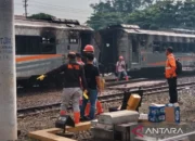 Tak Mau Bayar Tiket, Seorang Remaja Nekat Bakar Kereta