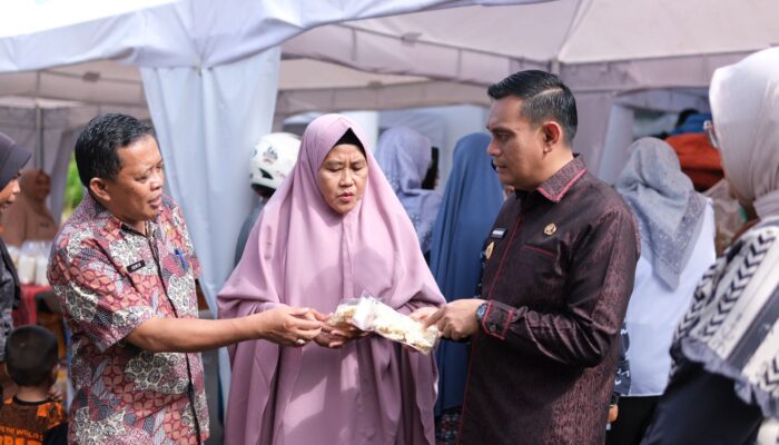 Dukung Petani Lokal, Wawali Parepare Hermanto Tinjau Pasar Tani