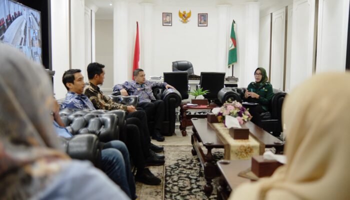 Wali Kota Makassar Bahas Serah Terima Aset dan Pengelolaan IPAL Losari