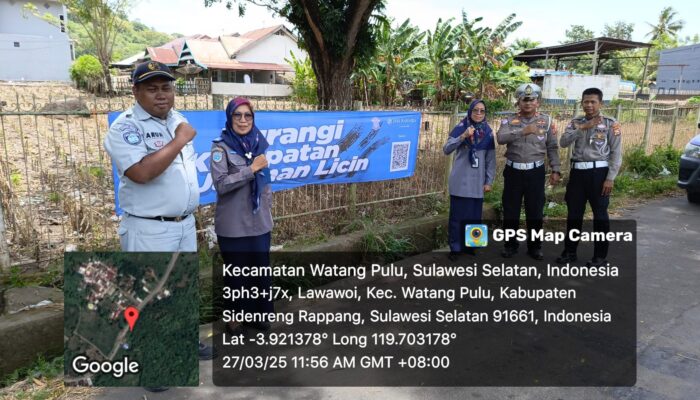 Minimalisir Kecelakaan, Satlantas Polres Sidrap Pasang Baliho Peringatan