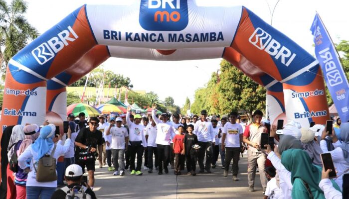Ribuan Peserta Meriahkan Jalan Santai HUT ke-26 Luwu Utara