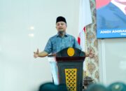 Gubernur Sulsel Dorong Pembangunan Infrastruktur dalam “Tudang Sipatangngareng” di Bone