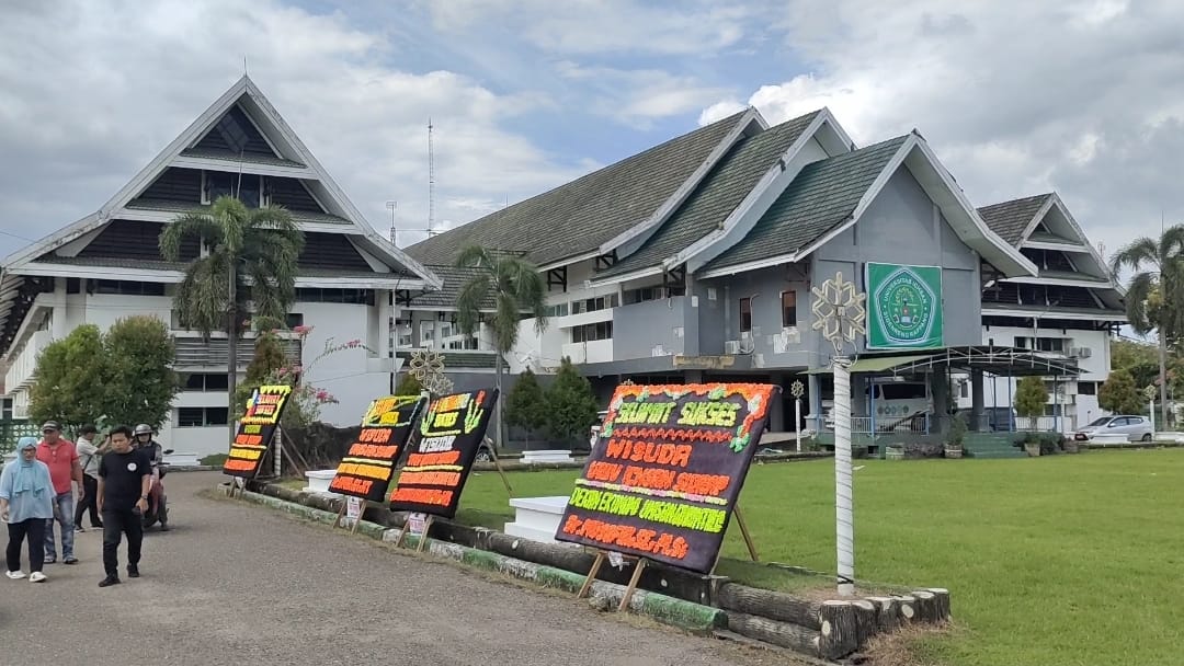 Dosen Korban Dugaan Pemerkosaan Tak Hadiri Wisuda Perdana Unisan