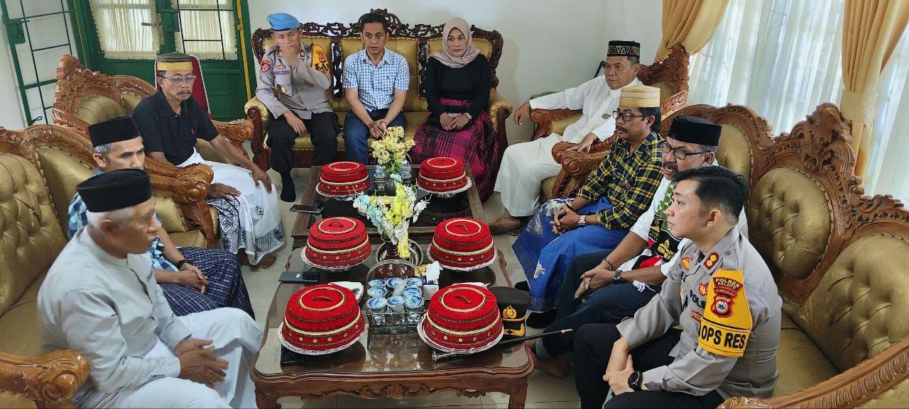 Perkuat Sinergi Jelang PSU, Kapolres Palopo Sambangi Kedatuan Luwu