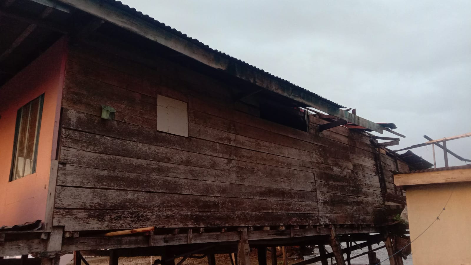 4 Rumah di Luwu Terkena Angin Puting Beliung