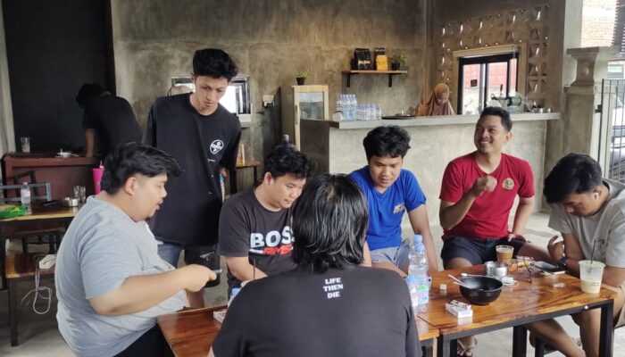 Warga Sidrap, Yuk Nikmati Racikan Khas Kopi di Warkop Kopi Pojok
