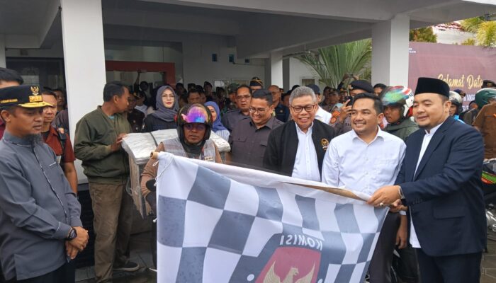 Ketua KPU RI Lepas Logistik PSU Palopo