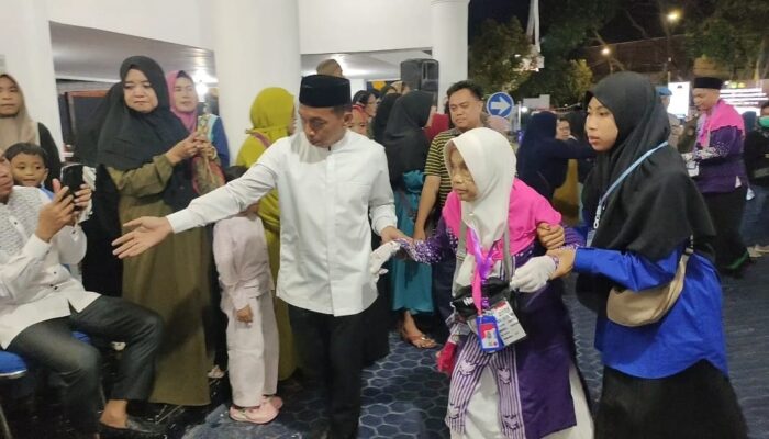 Pelepasan Jamaah Haji Sidrap, Syaharuddin: Fokus Ibadah, Jangan Belanja Dulu