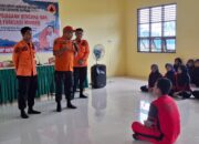 Masuk Sekolah, BPBD Sidrap Latih Pelajar Hadapi Bencana Lewat Simulasi