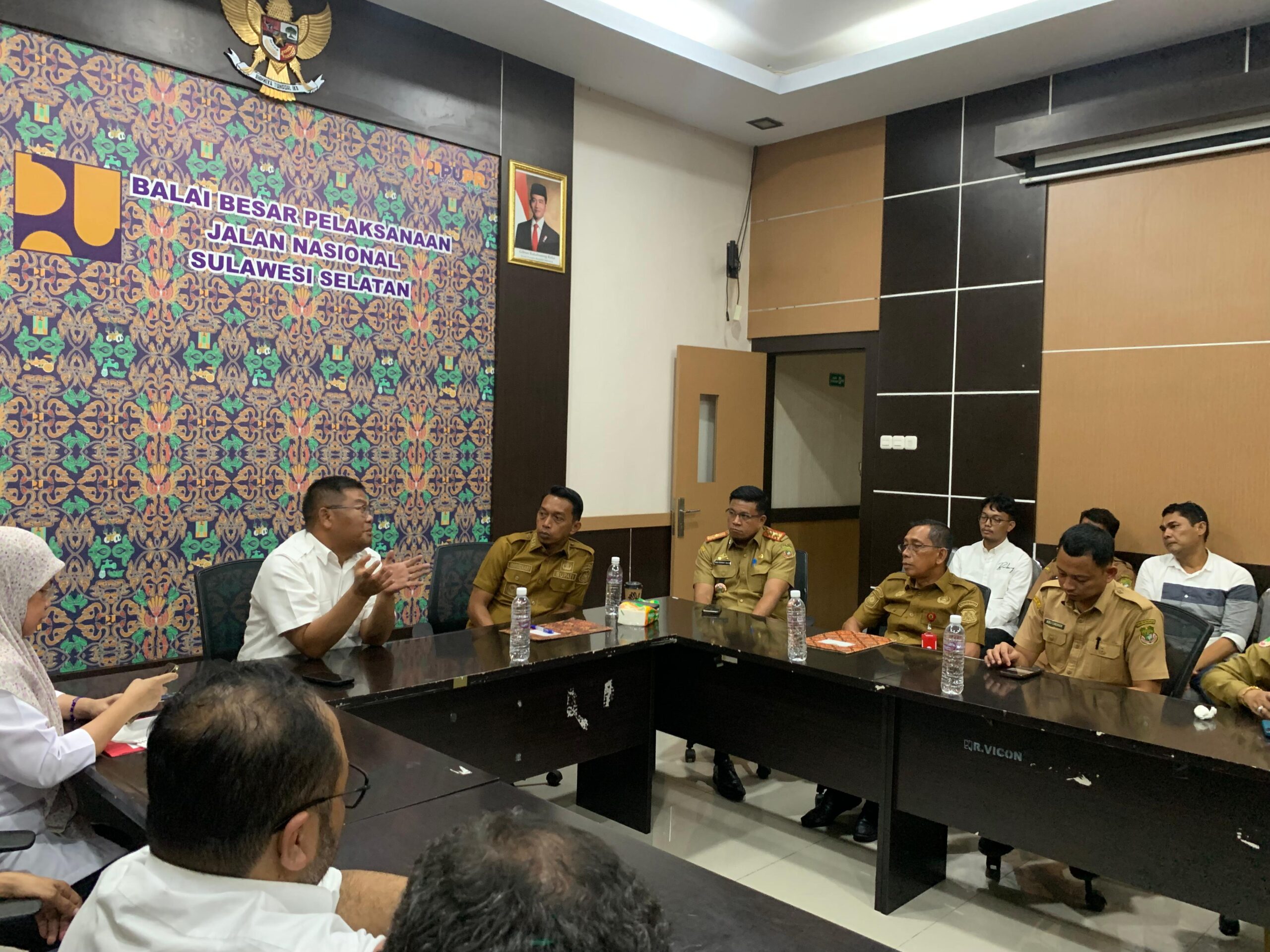 Bupati Sidrap Sampaikan Langsung Aspirasi Warga ke Balai Jalan Nasional
