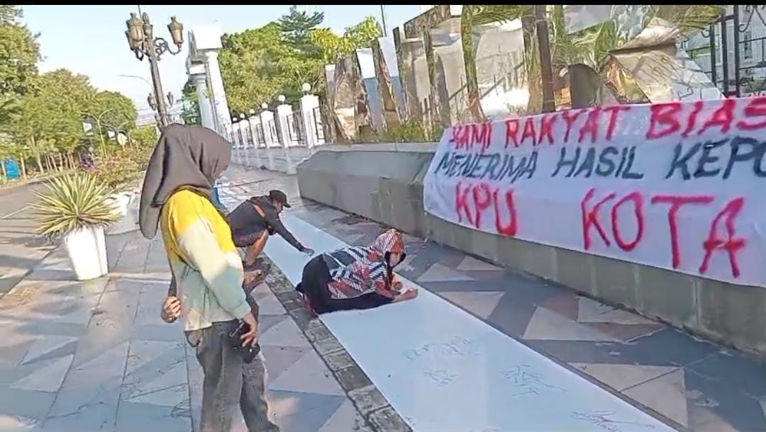 Warga Palopo Kampanyekan Penolakan PSU Jilid Dua