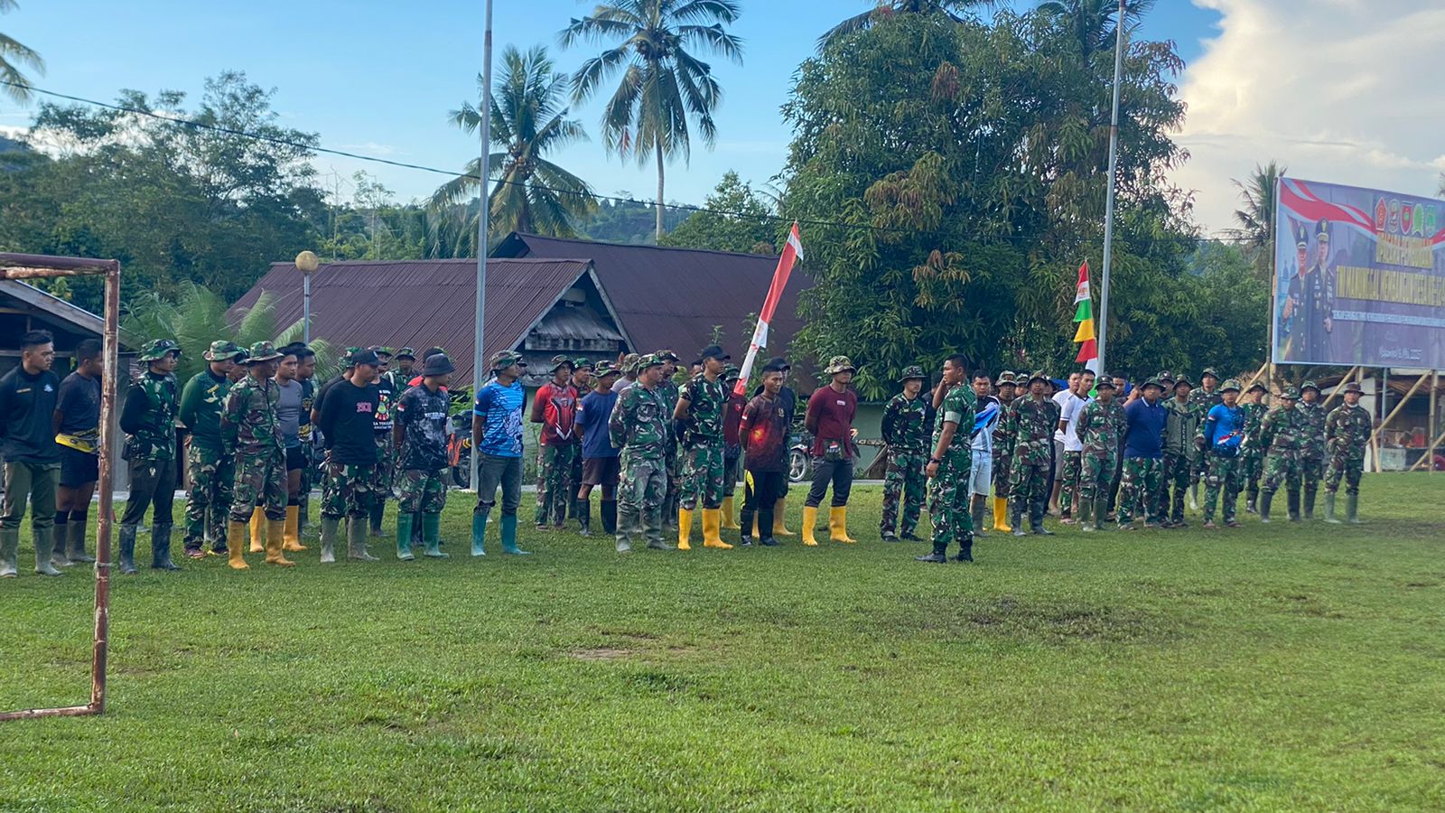 Berikan Semangat, Dansatgas TMMD Ke-124 Kodim 1403/Palopo Pimpin Apel Pagi