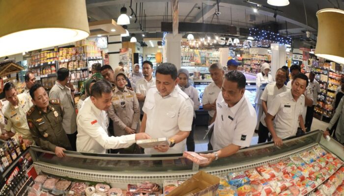 Jelang Idul Adha, Munafri Sidak Pasar dan Cek Stok Pangan