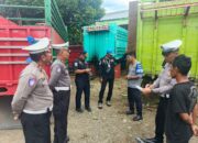 Satlantas Polres Sidrap dan UPPKB Datae Edukasi Pengemudi Terkait Bahaya ODOL
