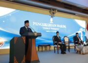 Presiden Prabowo Umumkan Gaji Hakim Naik di Acara Pengukuhan, Terbesar untuk Golongan Bawah