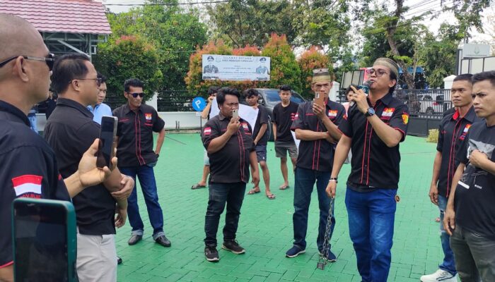 Tuntut Keadilan Kasus Penikaman, Warga dan LSM LMR-RI Demo di Kantor Kejari Sidrap