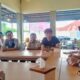Kadis Kominfo Bone Bahas Kontrak E-Katalog bareng Penggiat Media di Bone