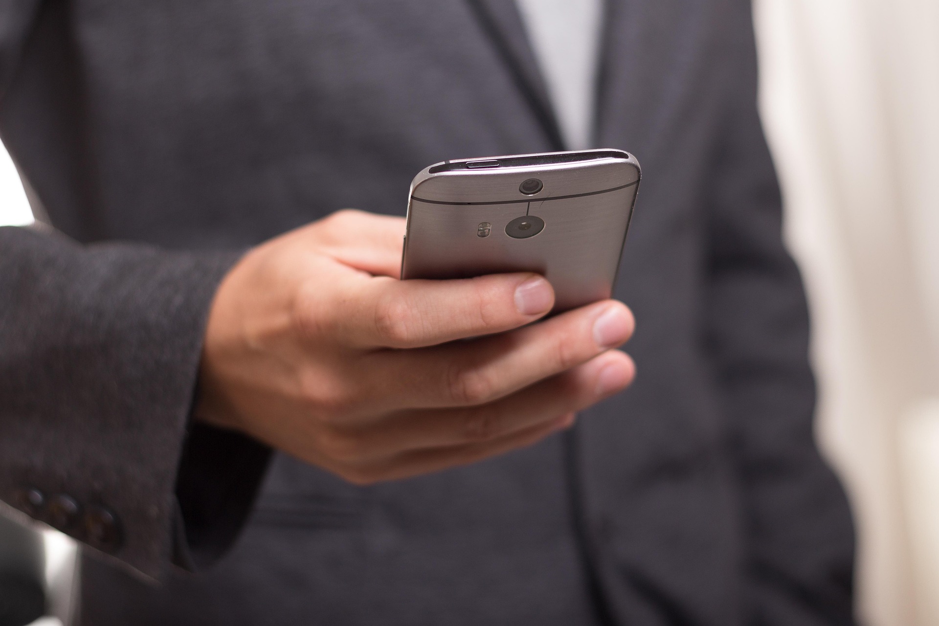 Ratusan Ribu Laporan Scam Masuk ke OJK, Penipuan Digital Kian Mengganas