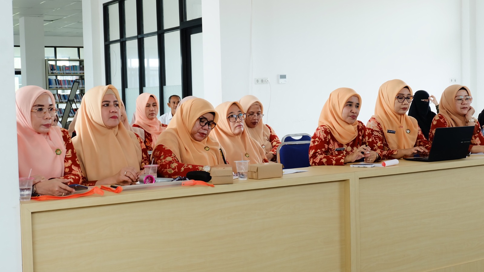DWP dan DPK Sidrap Latih Perempuan Jadi Wirausaha Digital