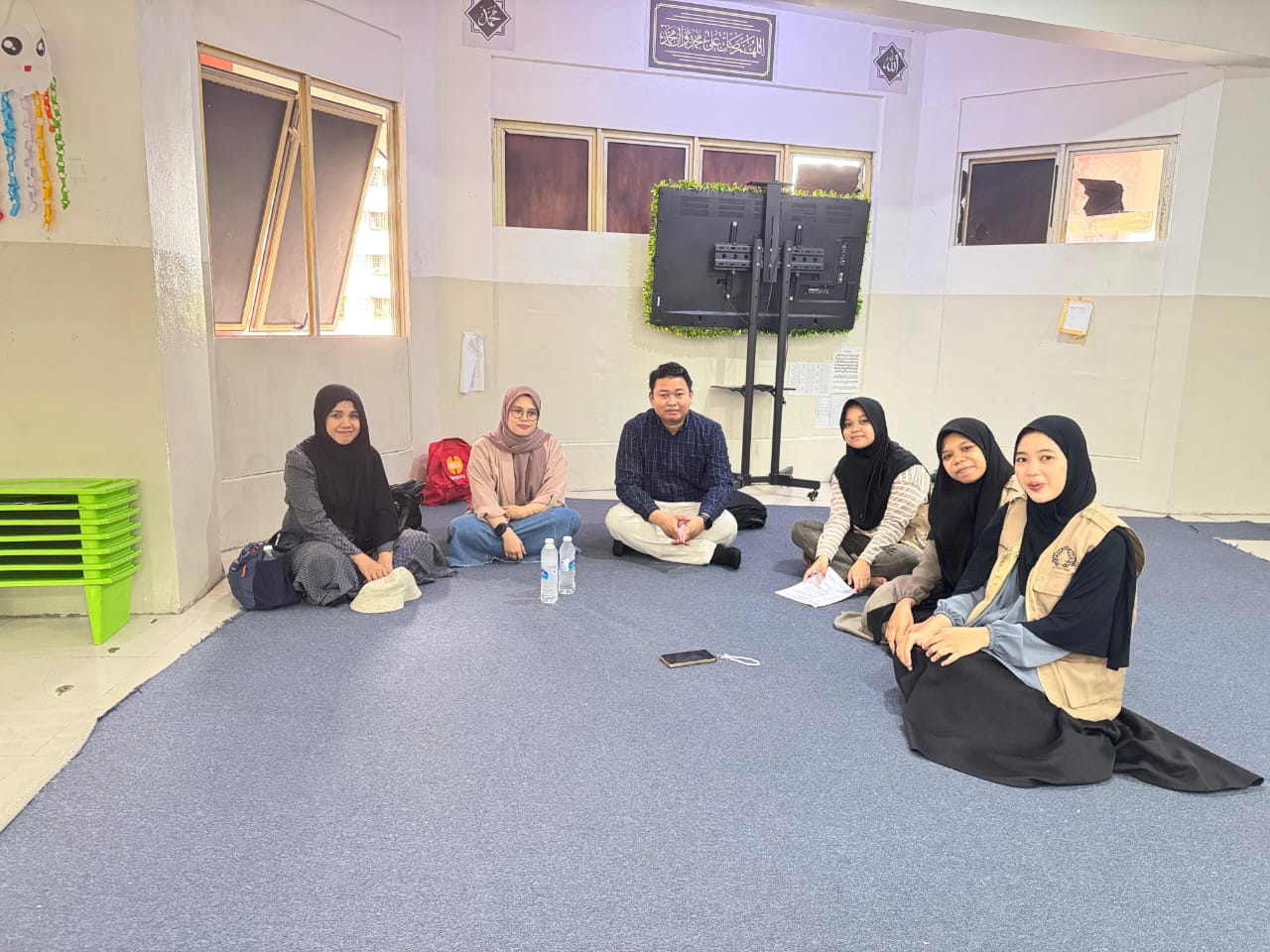 Lima Dosen UMS Rappang Dampingi Mahasiswa dalam KKN Internasional di Malaysia