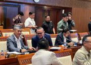 Komisi I DPR Desak Pemerintah Perhatikan Nasib Wartawan yang Terancam Dirumahkan