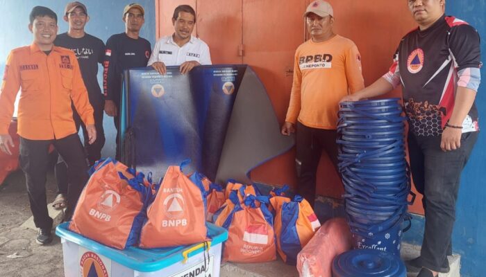 Tim Andalan Peduli Salurkan Bantuan Korban Banjir di Empat Kabupaten, Warga: Terima Kasih Pak Gubernur