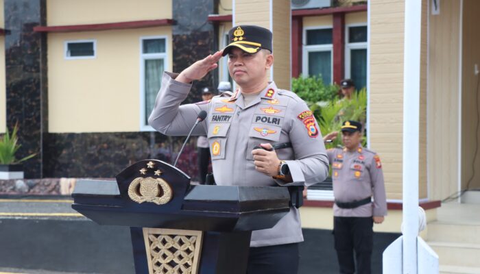 Kapolres Sidrap Pimpin Upacara Kenaikan Pangkat Pengabdian Personil
