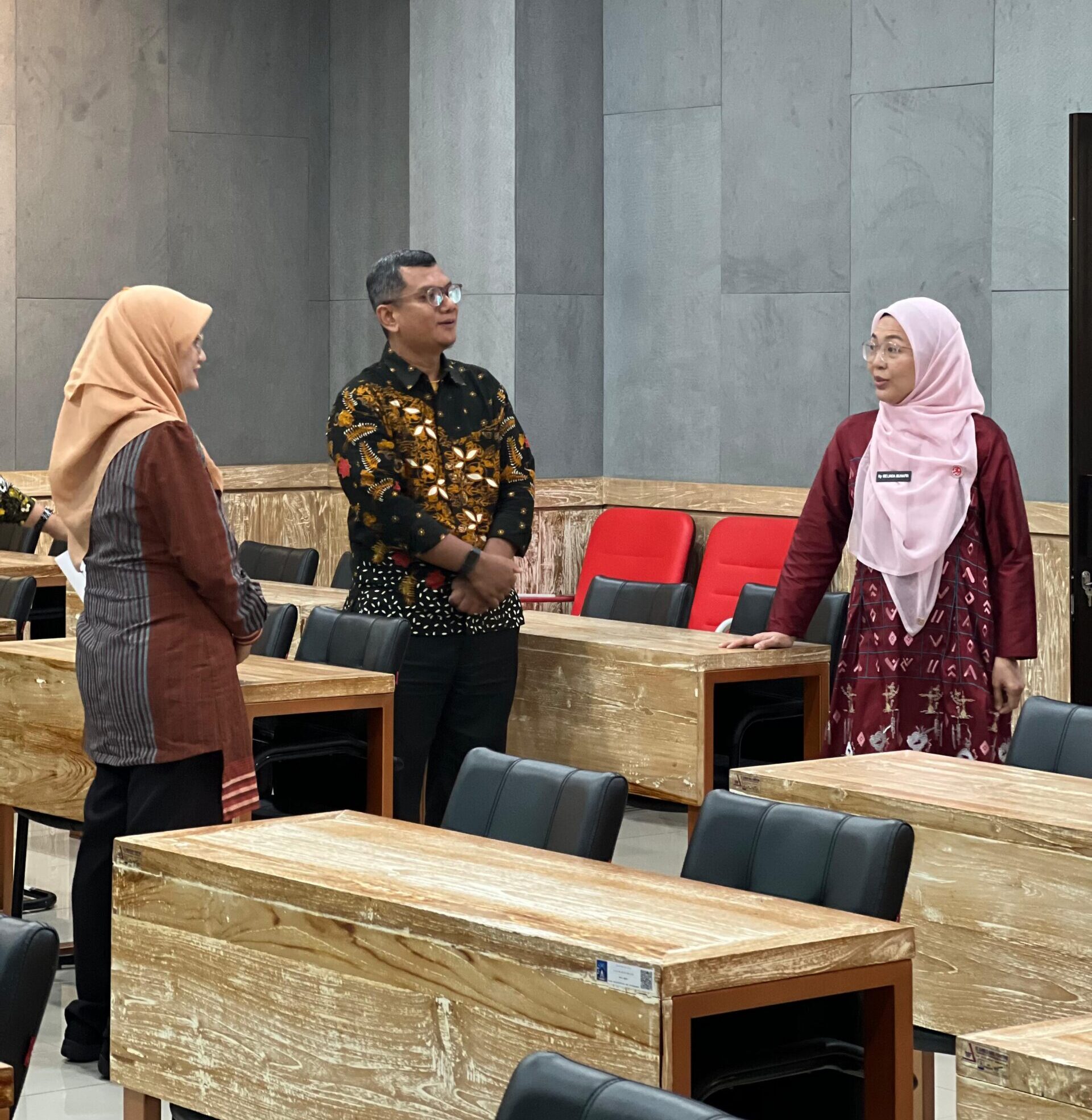 Dekranasda Makassar Belajar Strategi Pengembangan UMKM dari Sleman