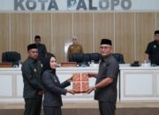 Wali Kota Palopo Serahkan Ranperda Perubahan APBD ke DPRD