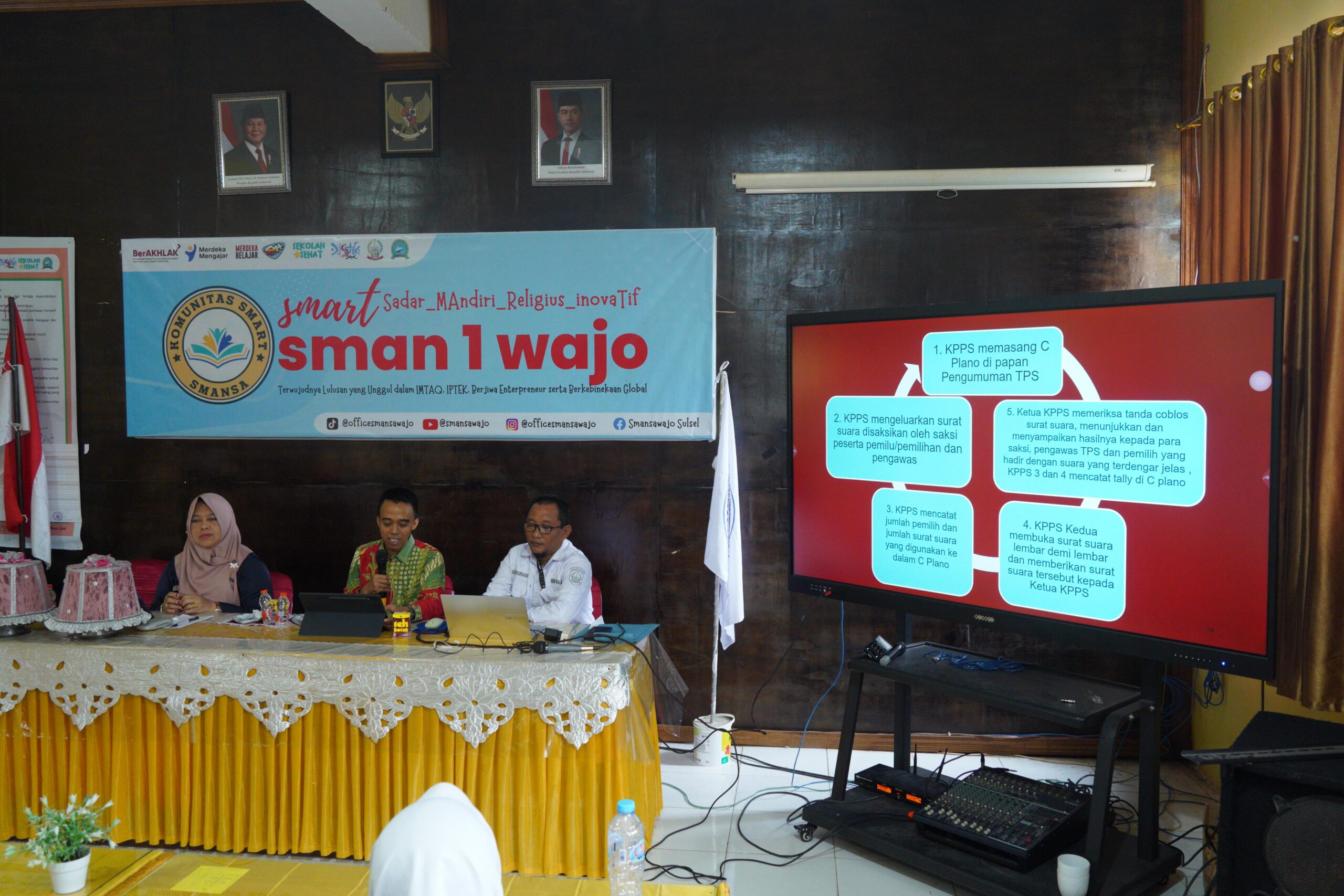 Belajar Demokrasi di Bangku Sekolah, KPU Wajo Gelar Simulasi Pemilihan OSIS