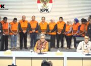 Sambil Digiring ke Mobil Tahanan, Noel Ucapkan Maaf dan Harapkan Amnesti
