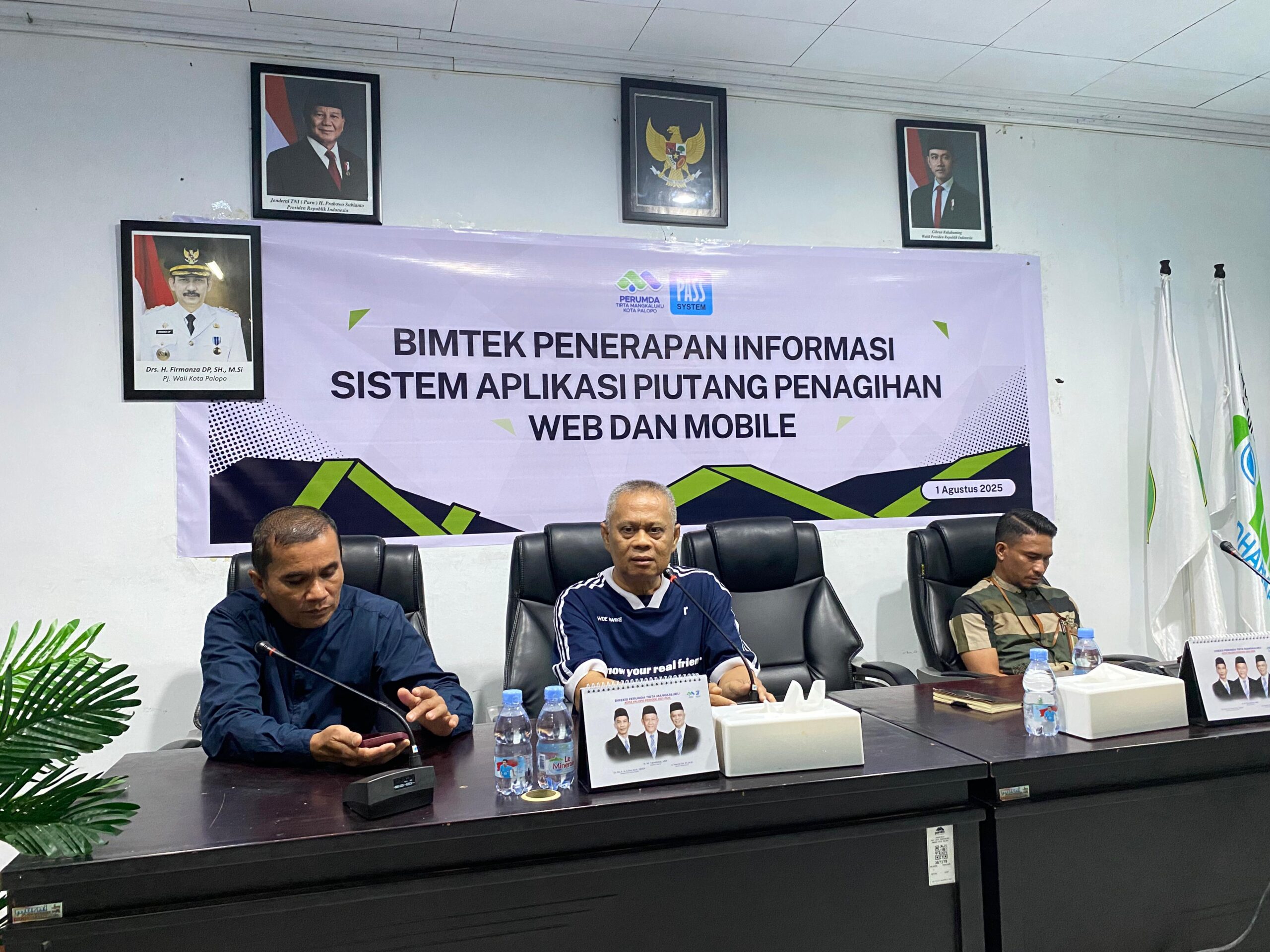 Digitalisasi Penagihan Air Bersih, Perumda TM Palopo Latih Karyawan Gunakan Aplikasi