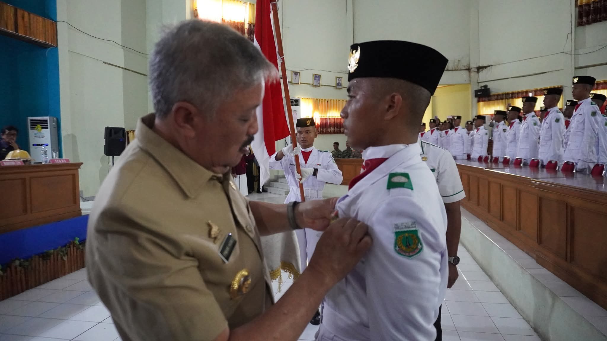 Bupati Pinrang Kukuhkan 70 Anggota Paskibraka