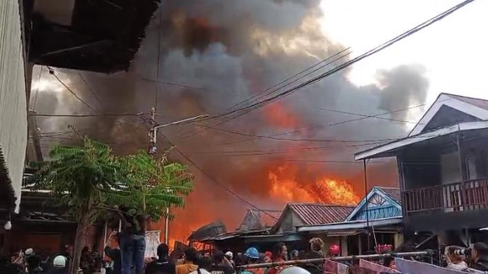 Kebakaran Hebat di Sorowako Hanguskan 46 Rumah Sekaligus