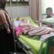 Kepala Dinas Sinjai Sambangi RSUD, Jenguk Wali Kelas Semasa Sekolah yang Dirawat